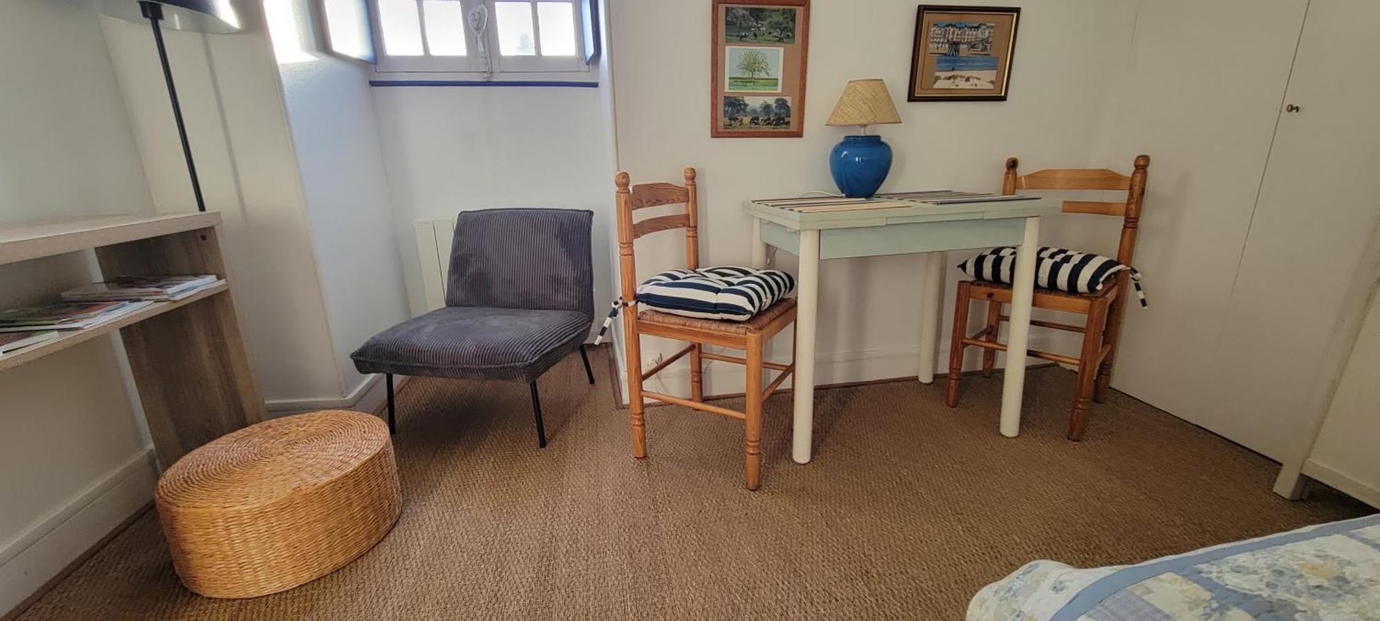 Appartement 1 Chambre A 50 M De La Plage Et Du Centre Apartment Cabourg