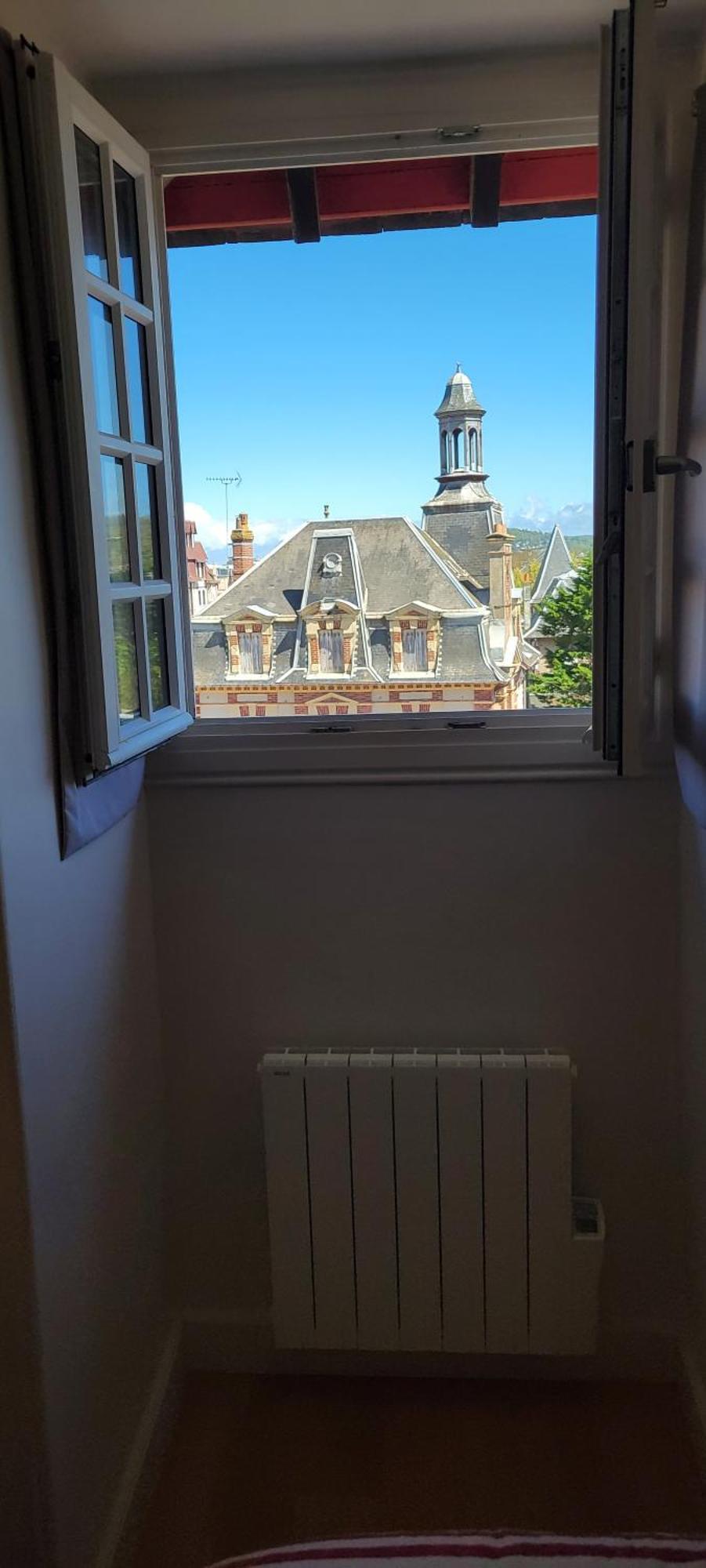 Appartement 1 Chambre A 50 M De La Plage Et Du Centre Apartment Cabourg