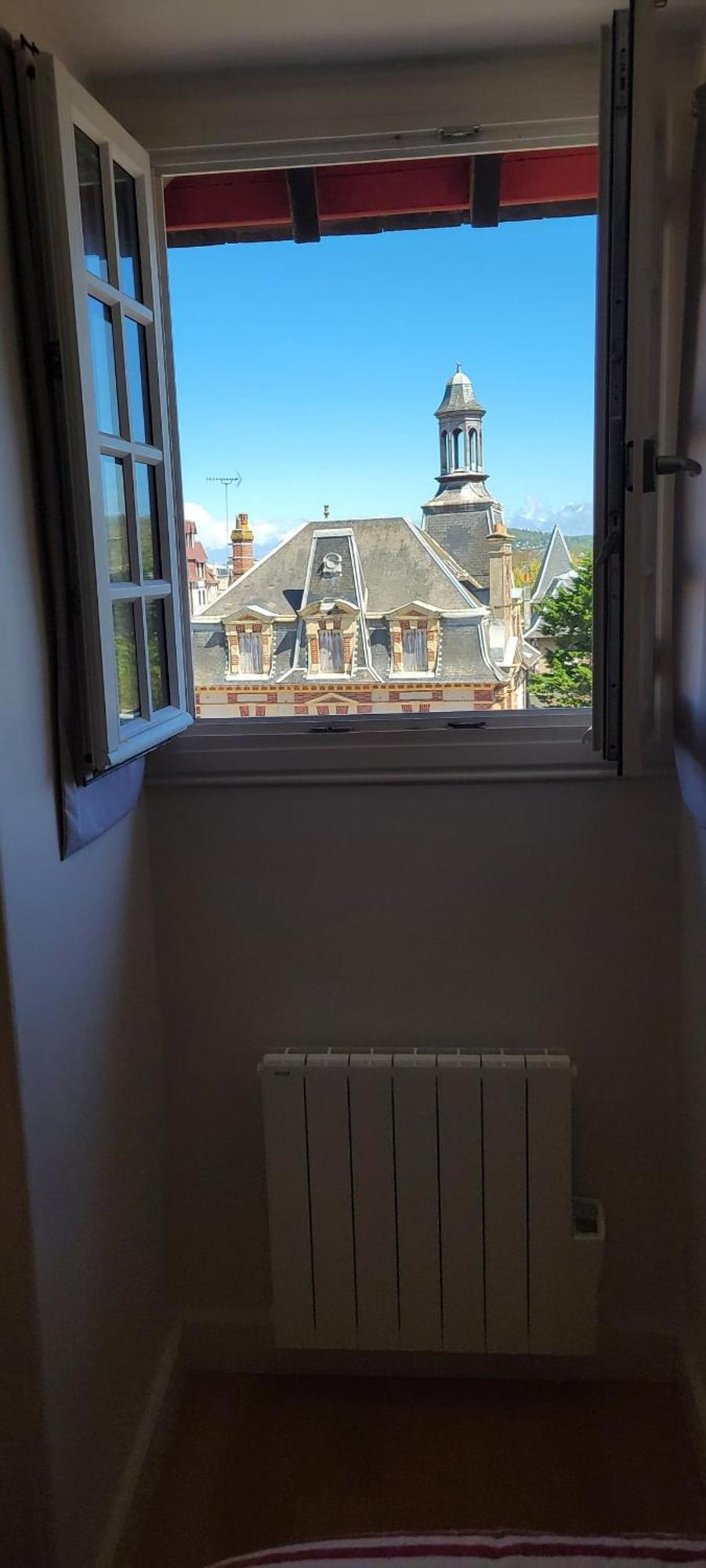 Appartement 1 Chambre A 50 M De La Plage Et Du Centre Apartment Cabourg